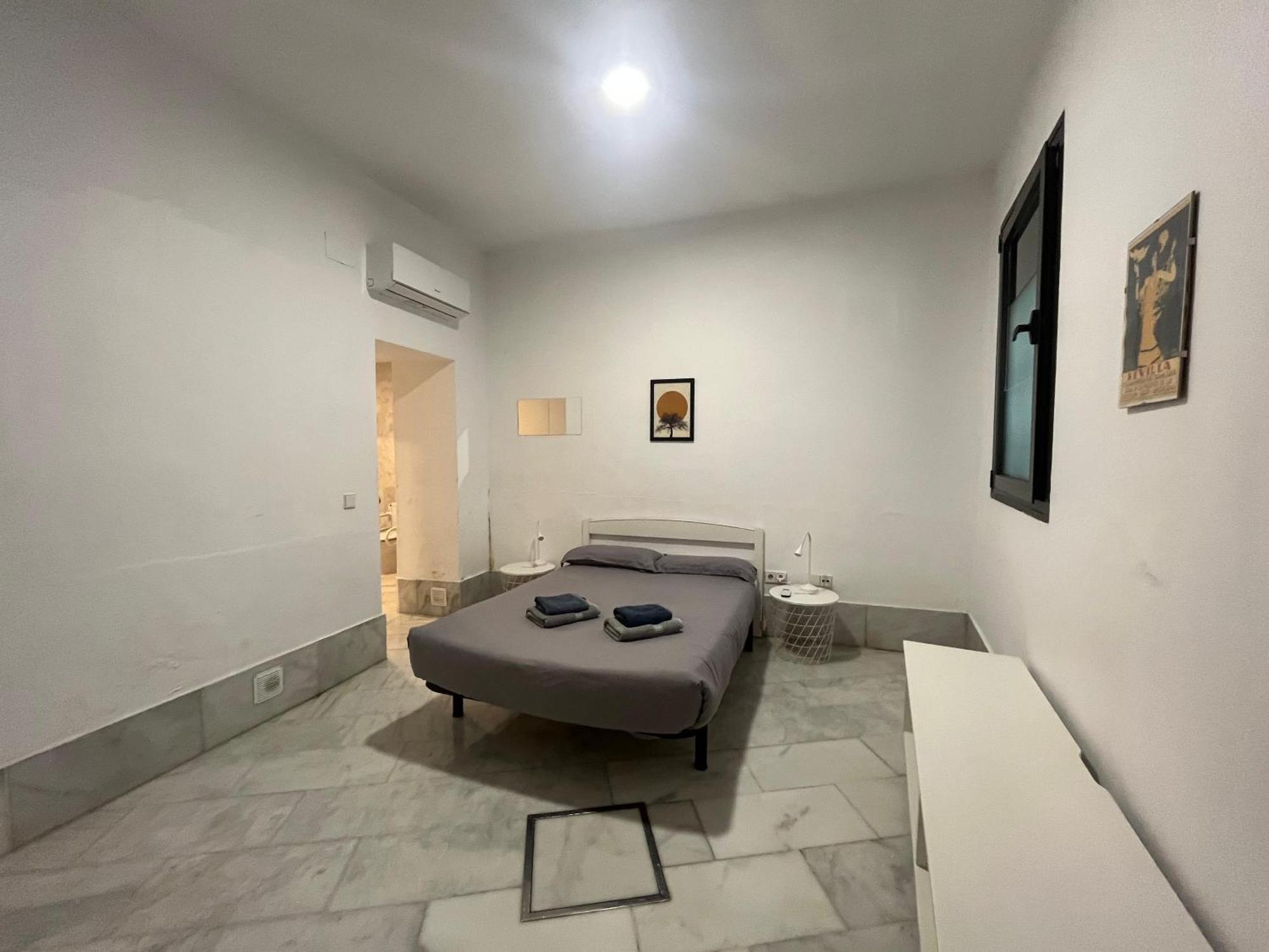 Center Veronica Confort Seville Luaran gambar